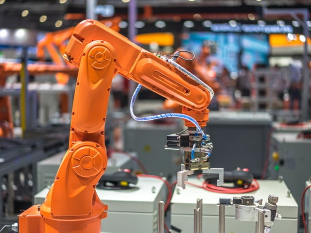 Cobots: Revolutionizing Manufacturing through Human Robot Collaboration